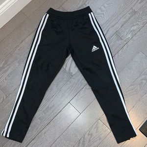 GUC Adidas joggers, size XS 7/8Y.